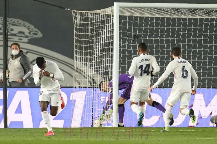 巴斯克斯:曾告诉维尼修斯不要被影响但他不总听 巴斯克斯:曾告诉维尼修斯不要被影响但他不总听